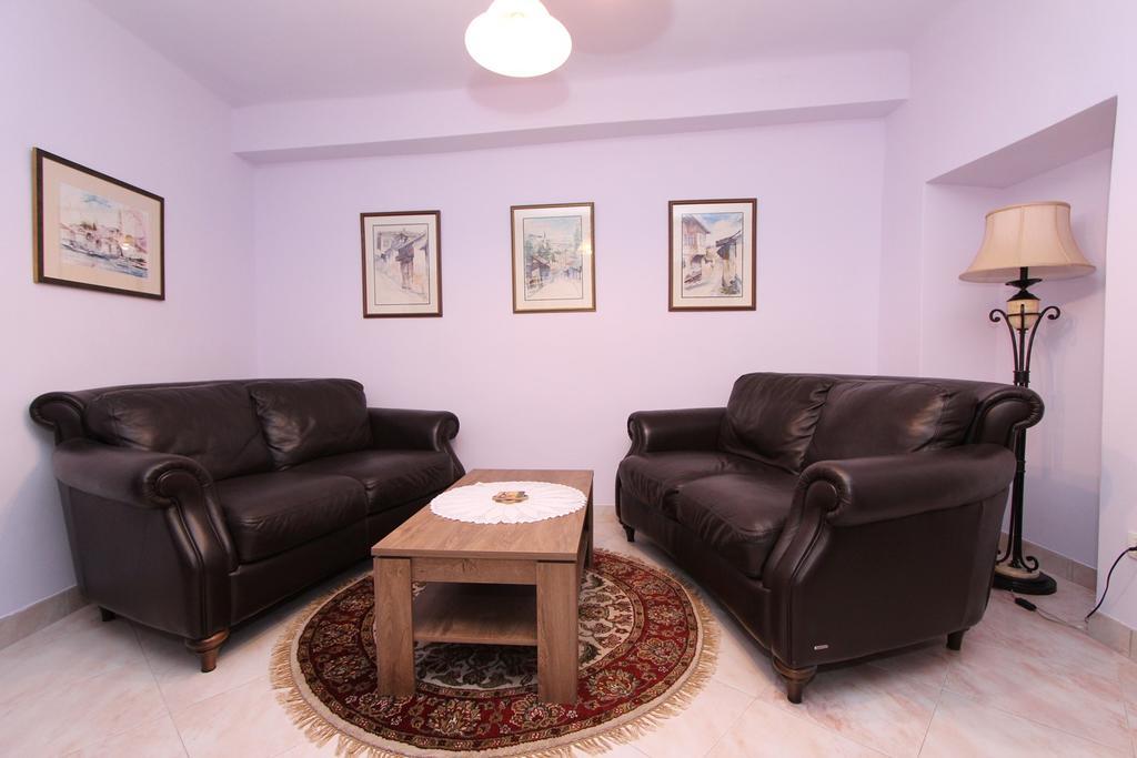 Apartment Amethyst Apartment